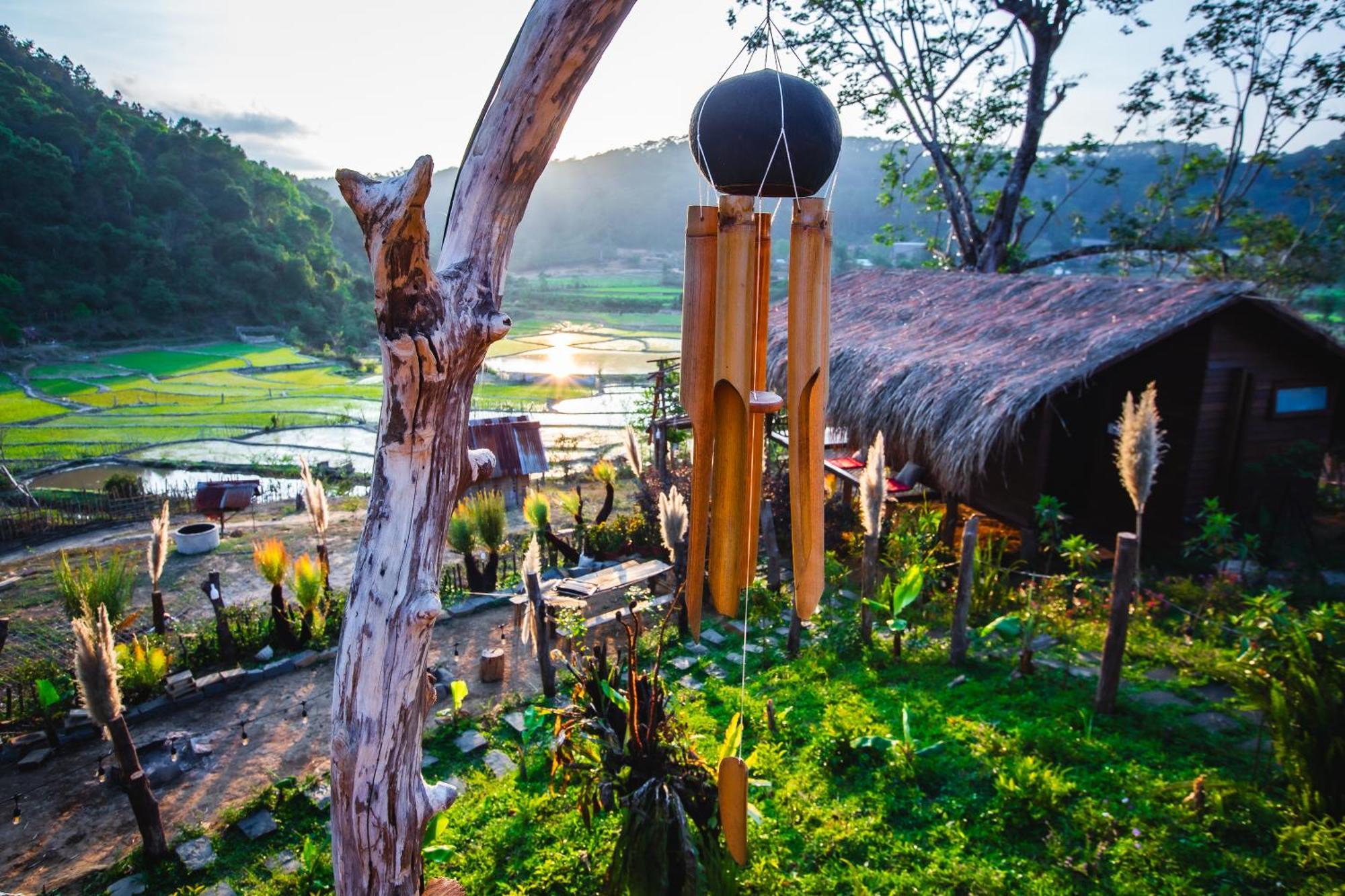 Nha Trong Ban - Homestay Mang Den Kon Von Kla Exterior photo